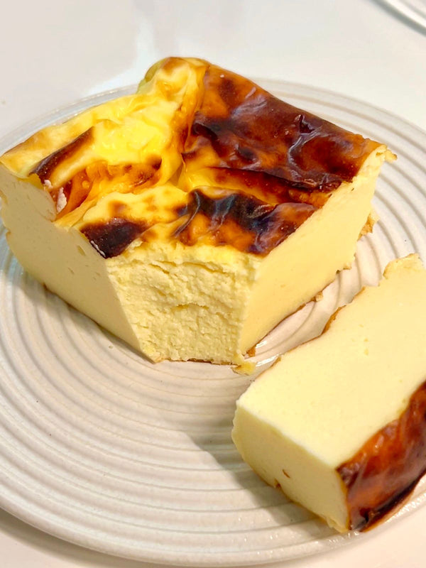 Low-calorie Basque Cheesecake